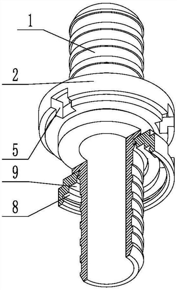Pipe connector with clamping structure