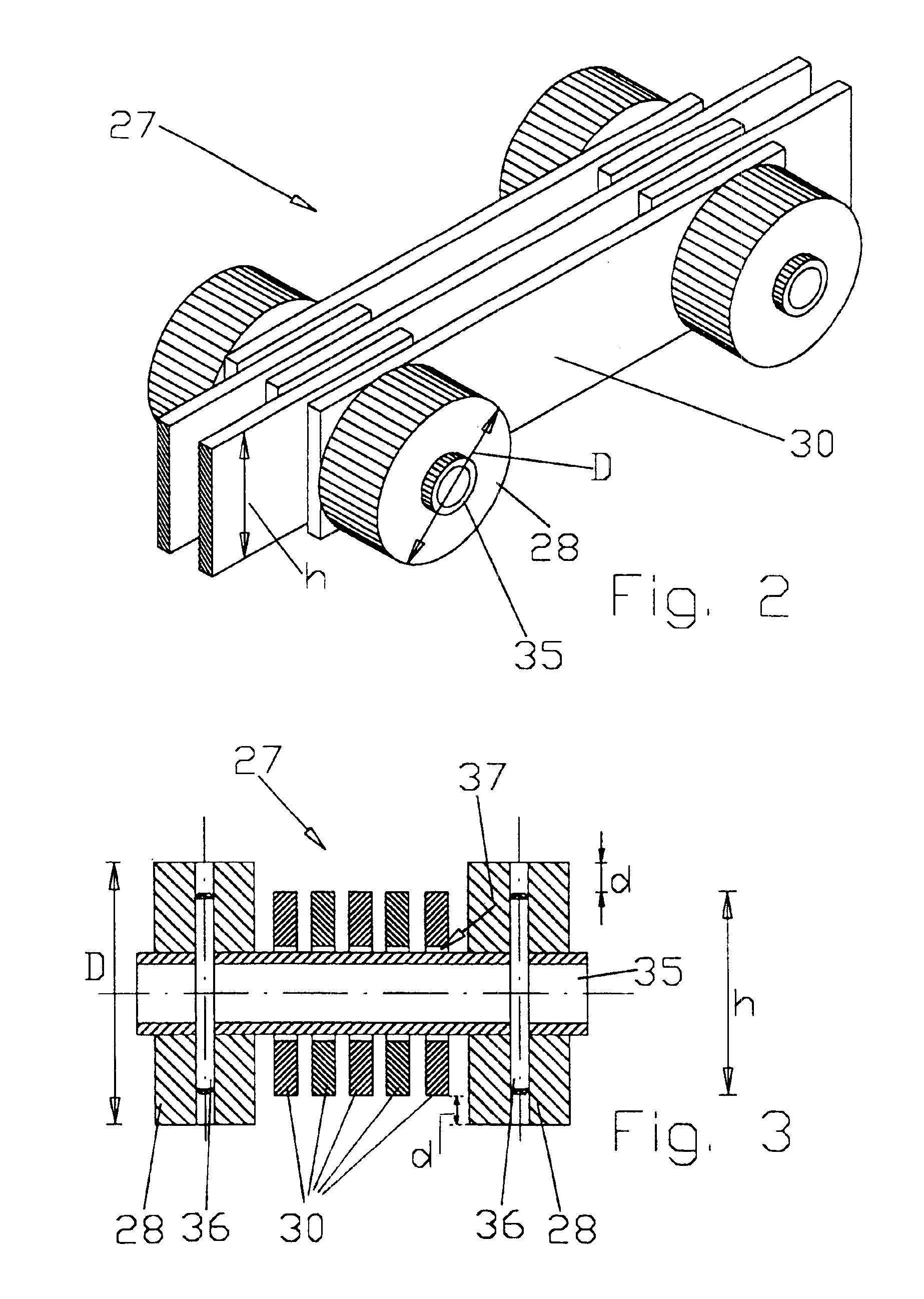 Device for sintering a shaped body