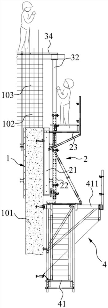 Synchronous lifting device for inner mold and outer mold of hollow pier and construction method of synchronous lifting device