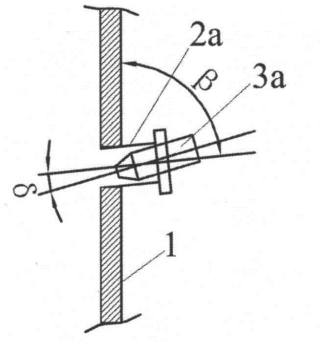 Two-section gasifying device of entrained-flow bed and gasifying method of two-section gasifying device