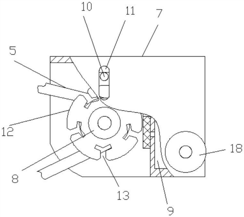 Communication guyed tower and assembling method thereof