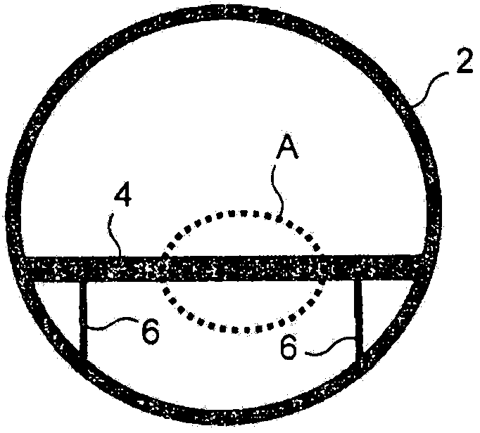 Aircraft fuselage and method for constructing a floor in such a fuselage