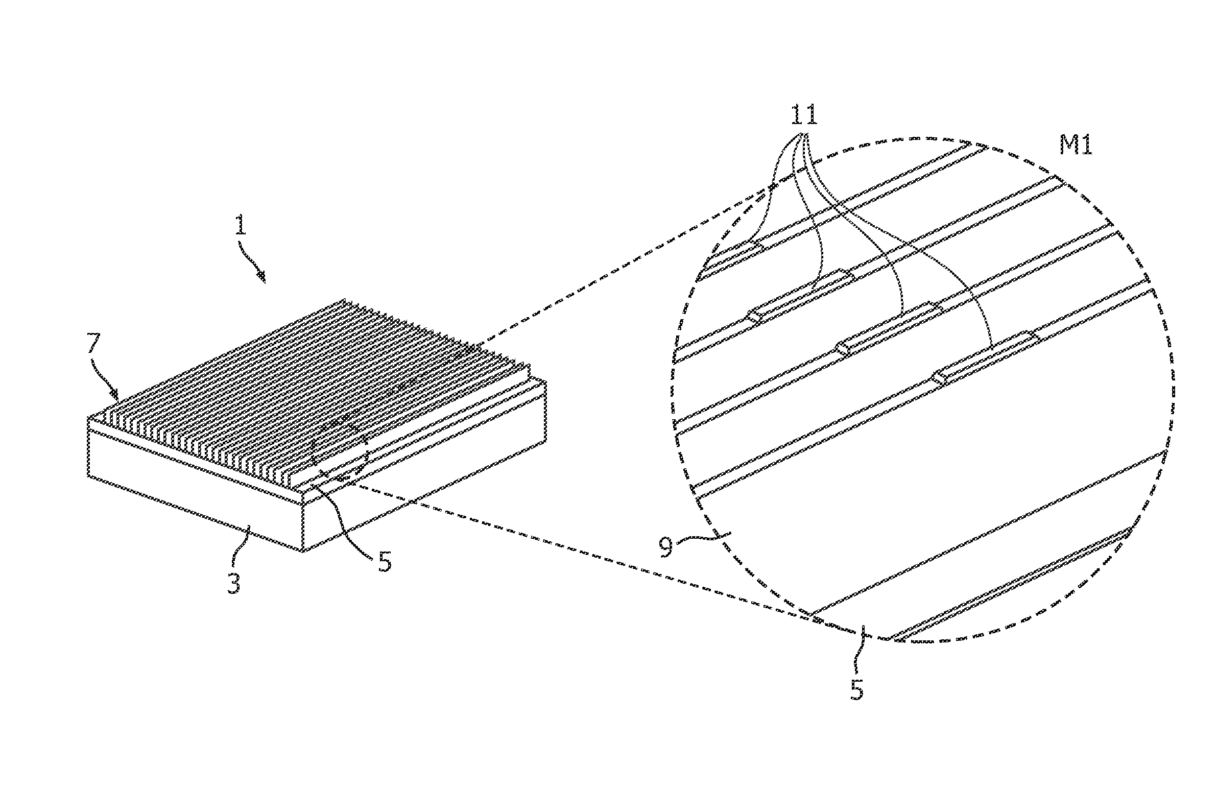 Grid and method of manufacturing a grid for selective transmission of electromagnetic radiation, particularly X-ray radiation for mammography applications