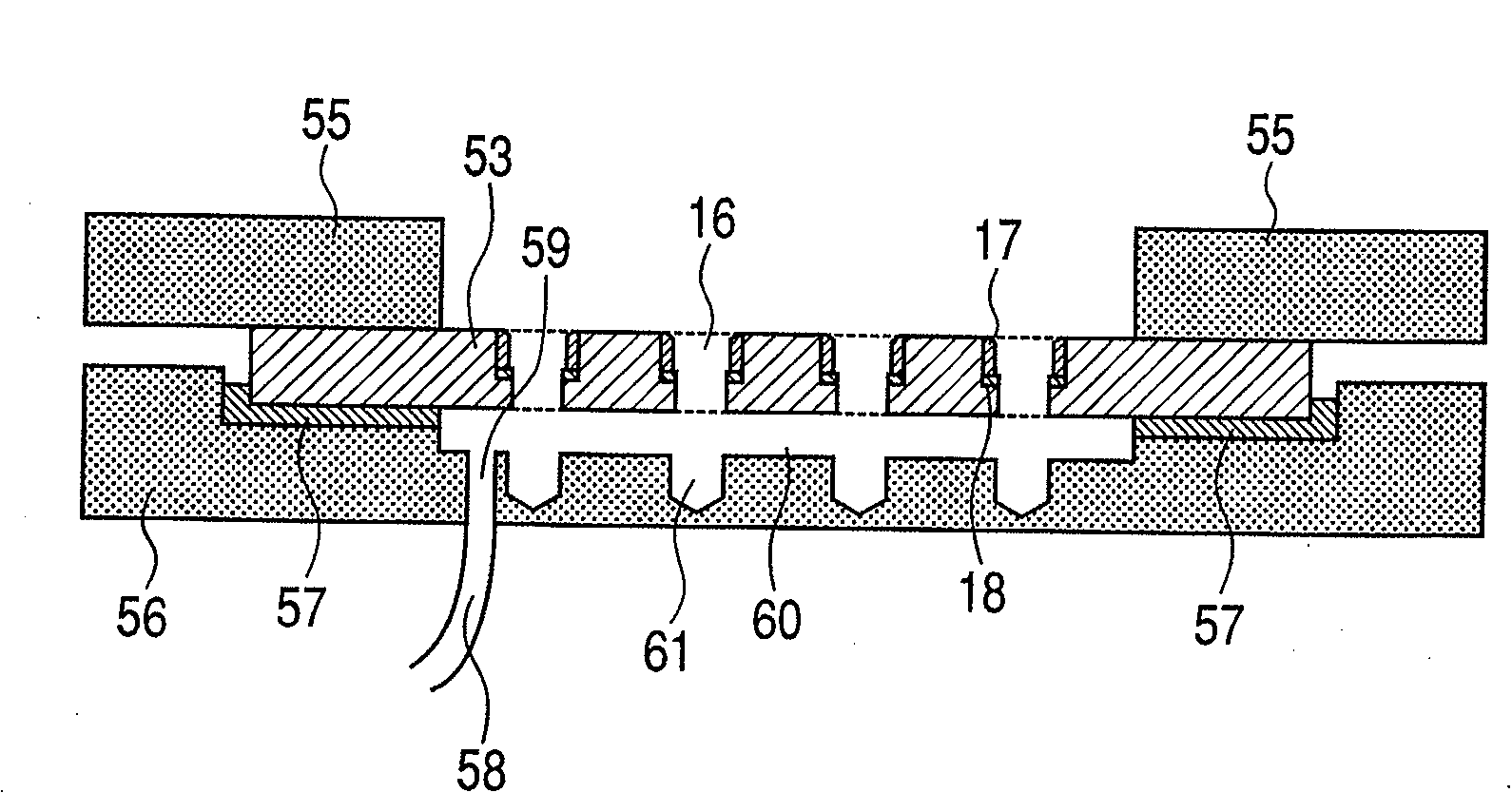 Cell array structural body and cell array