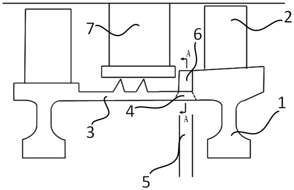 Compressor bleed structure and aero-engine