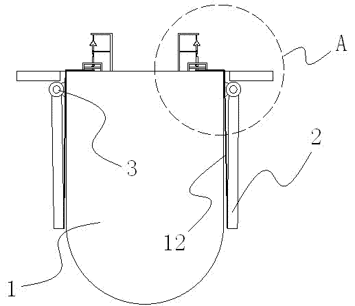 Self-starting anti-rollover mechanism of ship