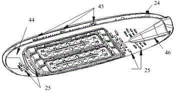 Light-emitting diode (LED) illuminating device