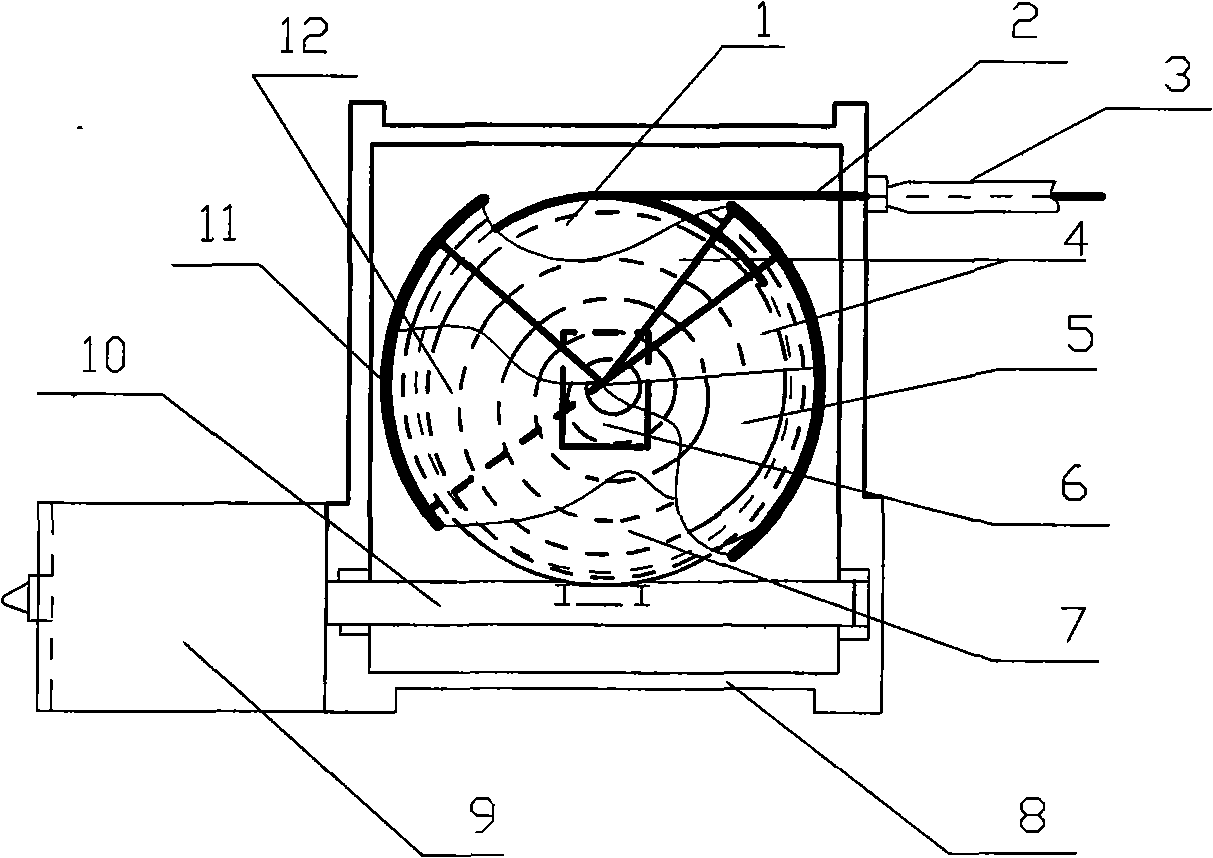 Automatic clutch for car driving mechanism based on helicoid spring compensation