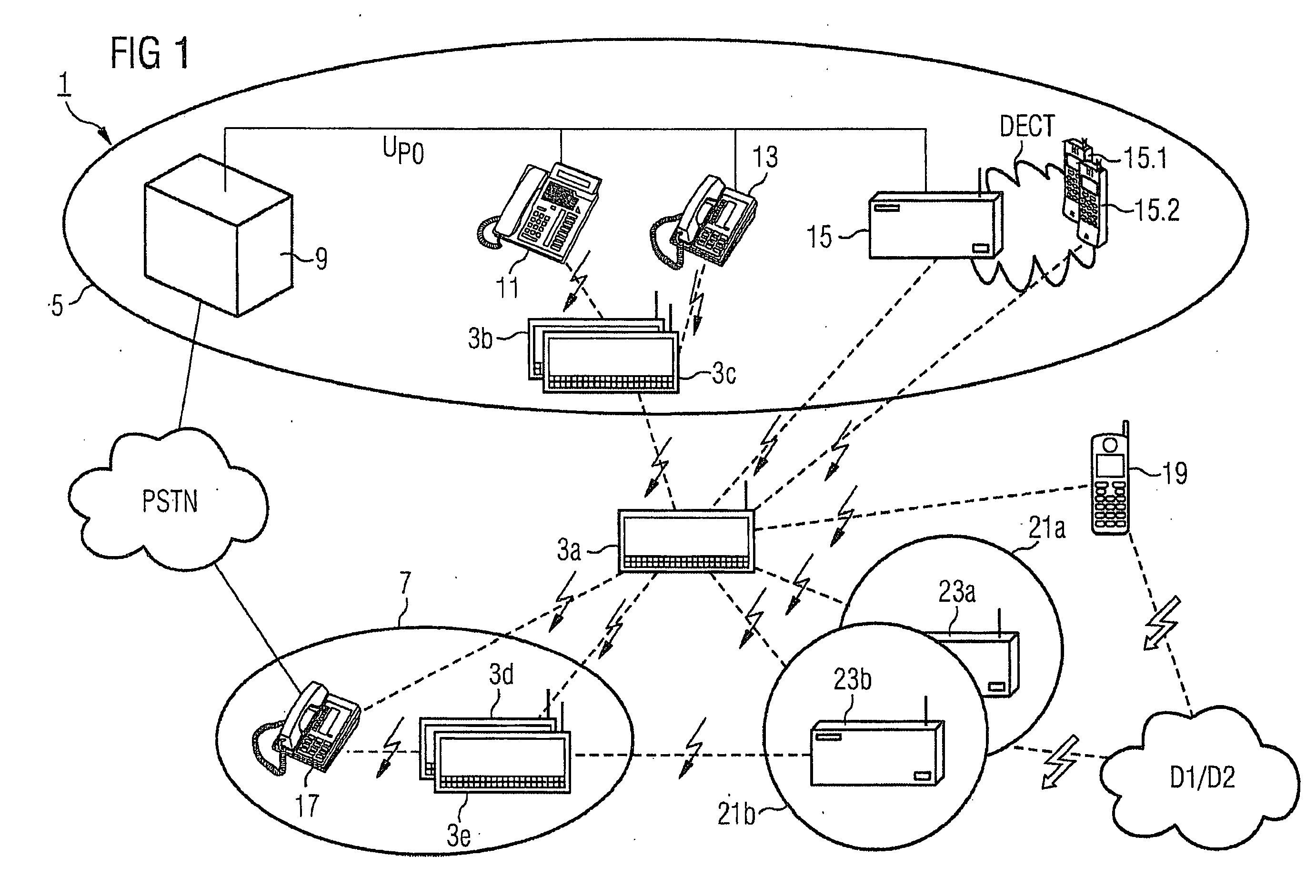 Telecommunications terminal and telecommunications assembly