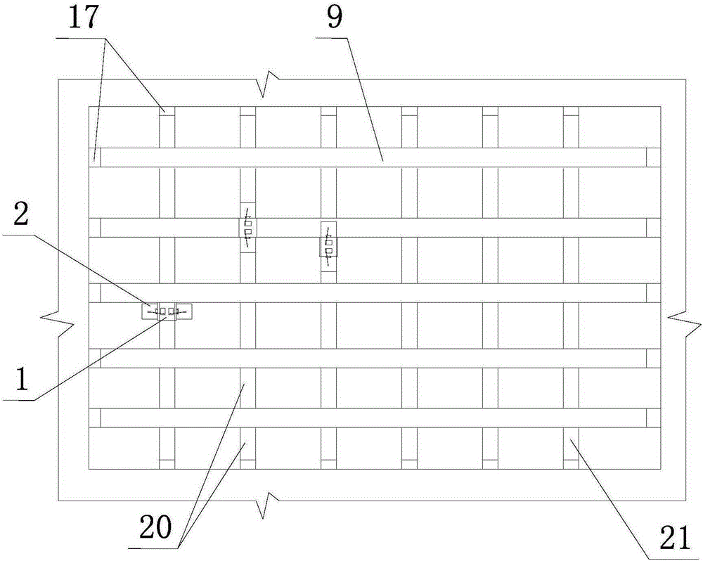Construction device and construction method of steel beam connected platform