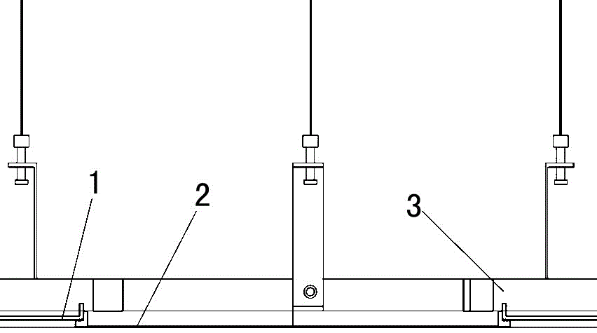 Large-area stainless steel ceiling anti-deformation structure