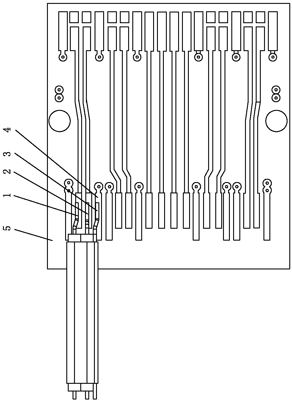 Connection structure of cable and printed circuit board (PCB)