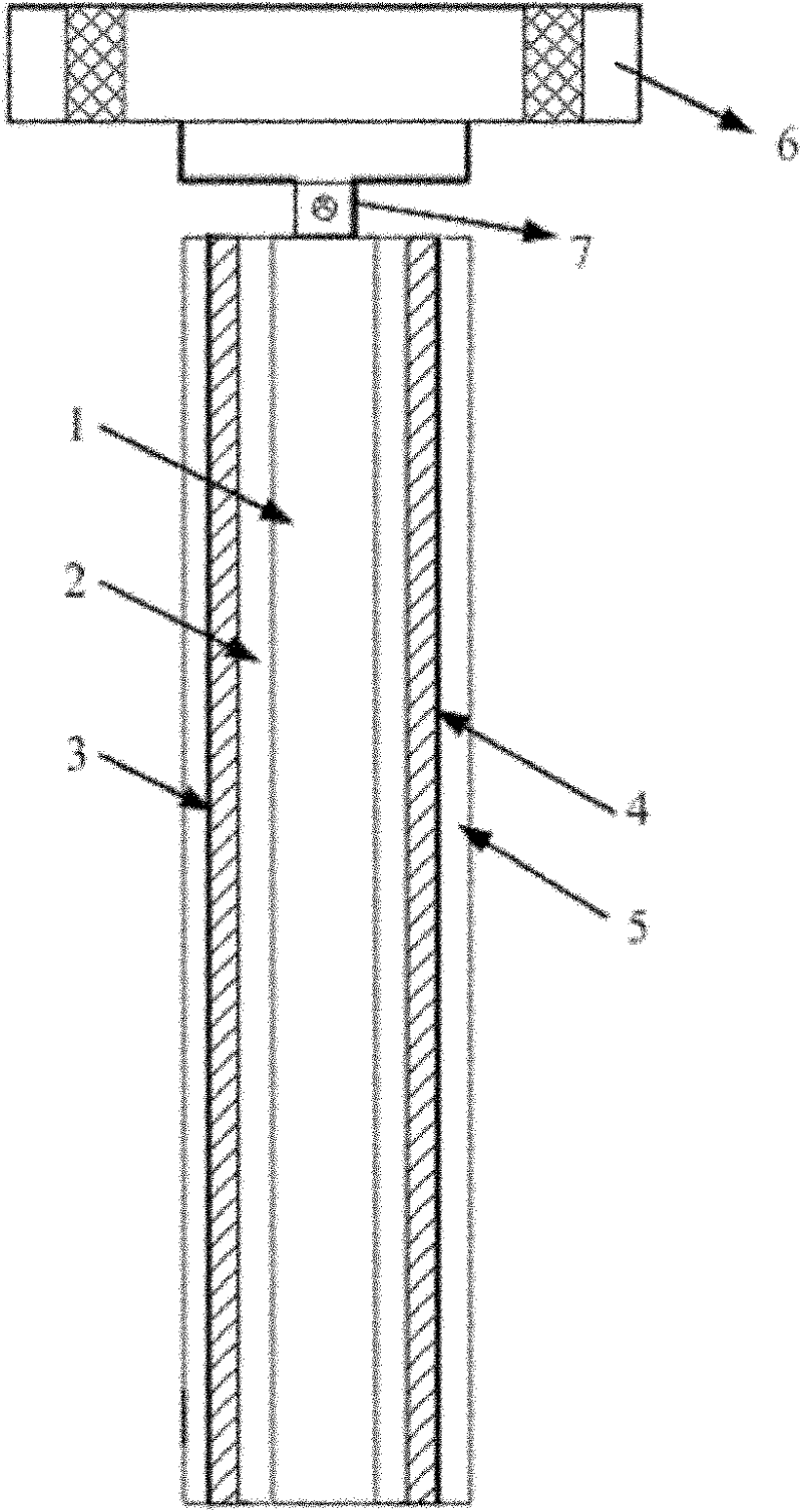Low-temperature insulating structure of gas-cooled lead