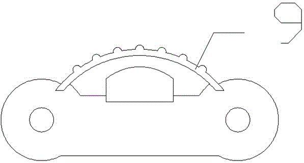 Mincing type chain pulverizator for photosensitive raw materials