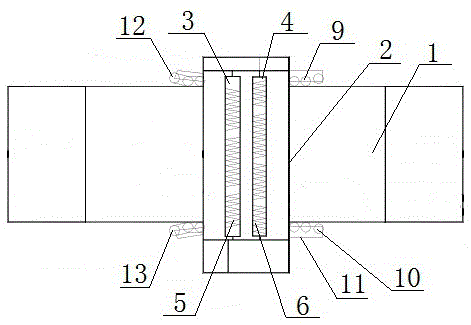 Automatic cleaning device for solar cell panel