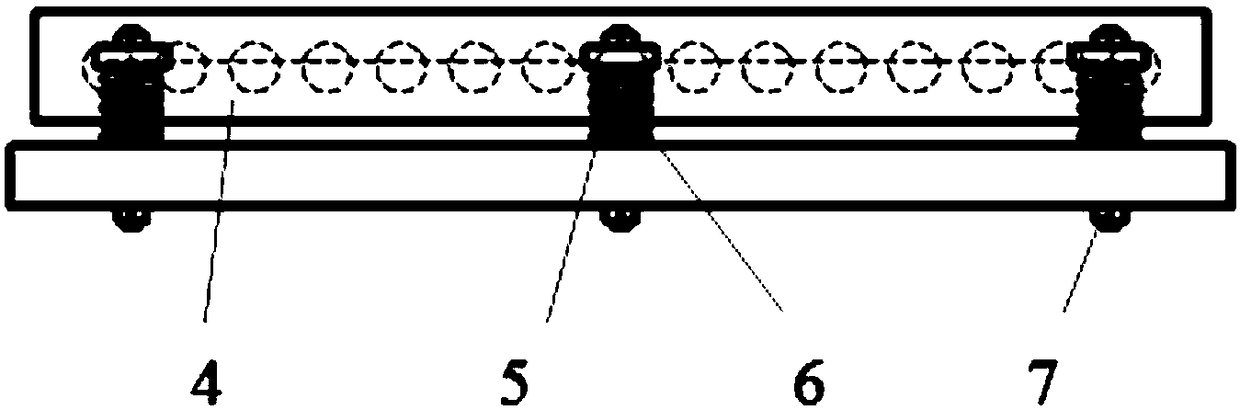 Cylinder head raceway compound conveying mechanism