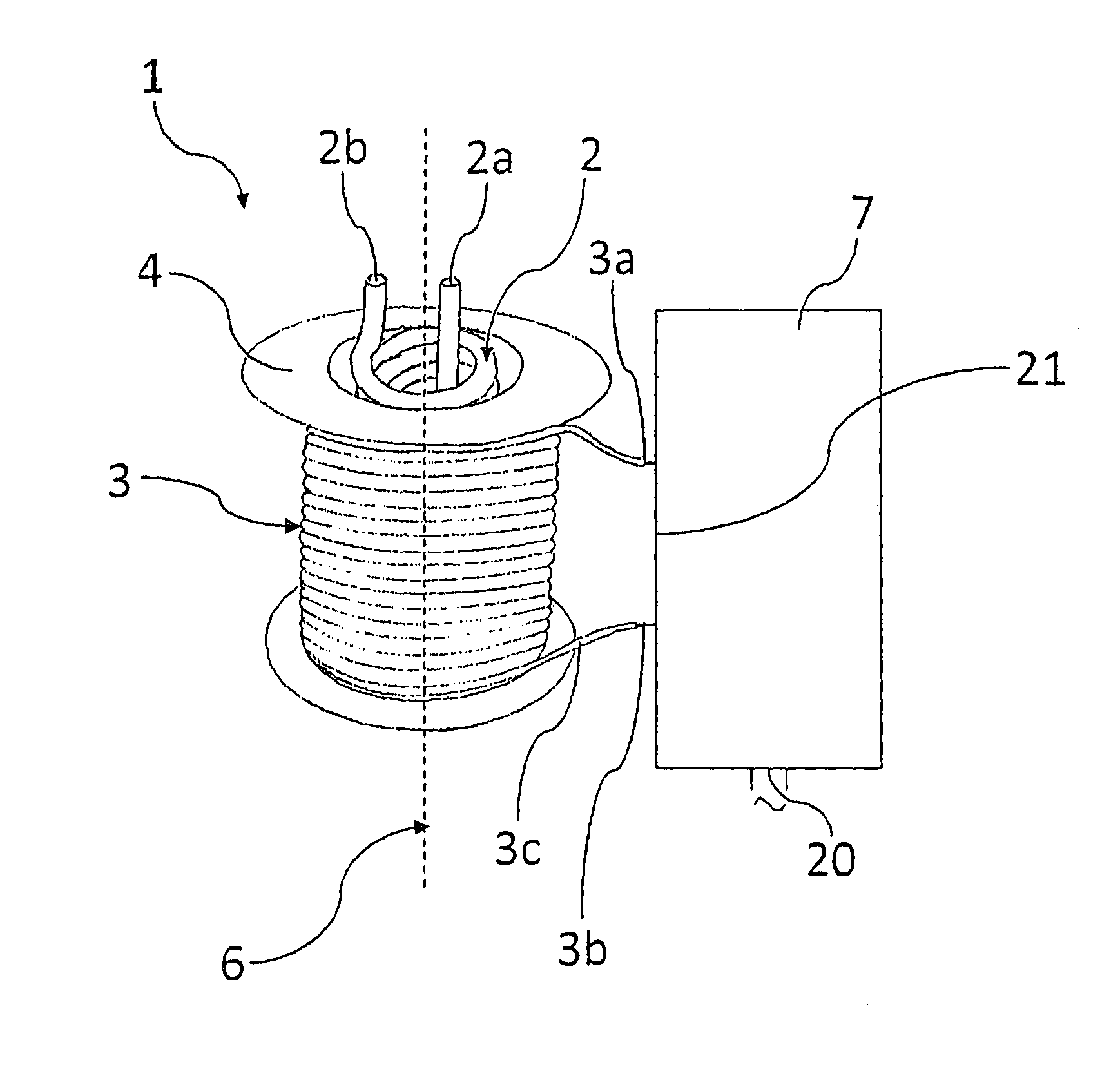 Device and method for heating water in a machine for making and dispensing drinks