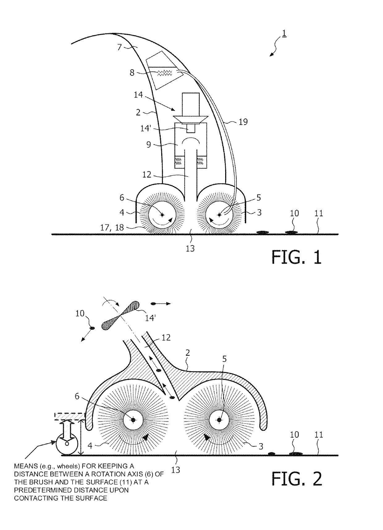 Device for cleaning a surface, comprising at least one rotatable brush