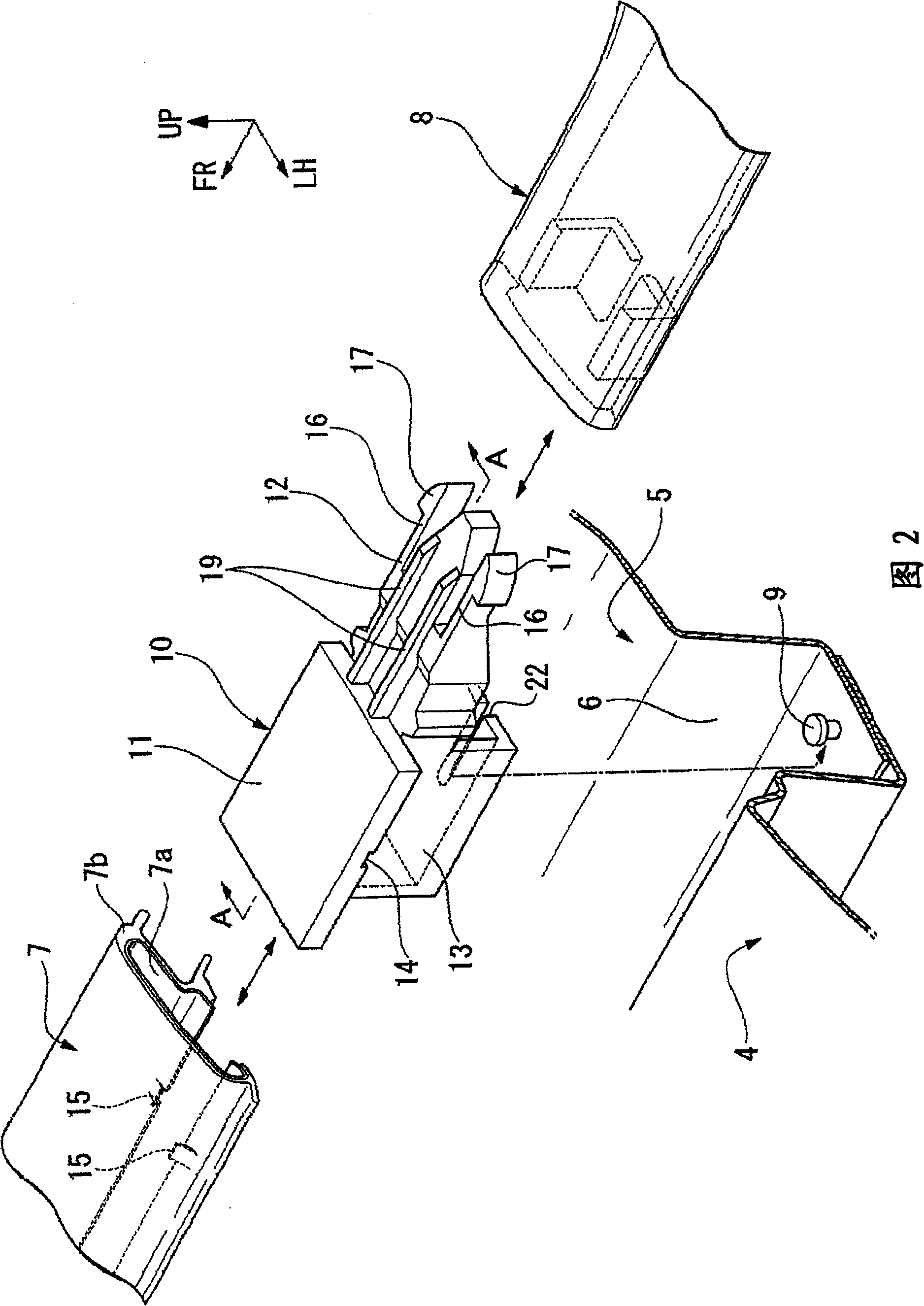 Rear portion of vehicle and assembly method thereof