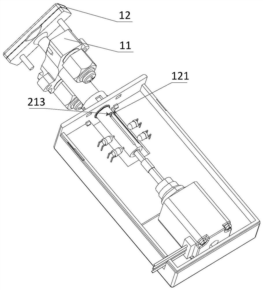 Intelligent pressing plate capable of preventing misoperation