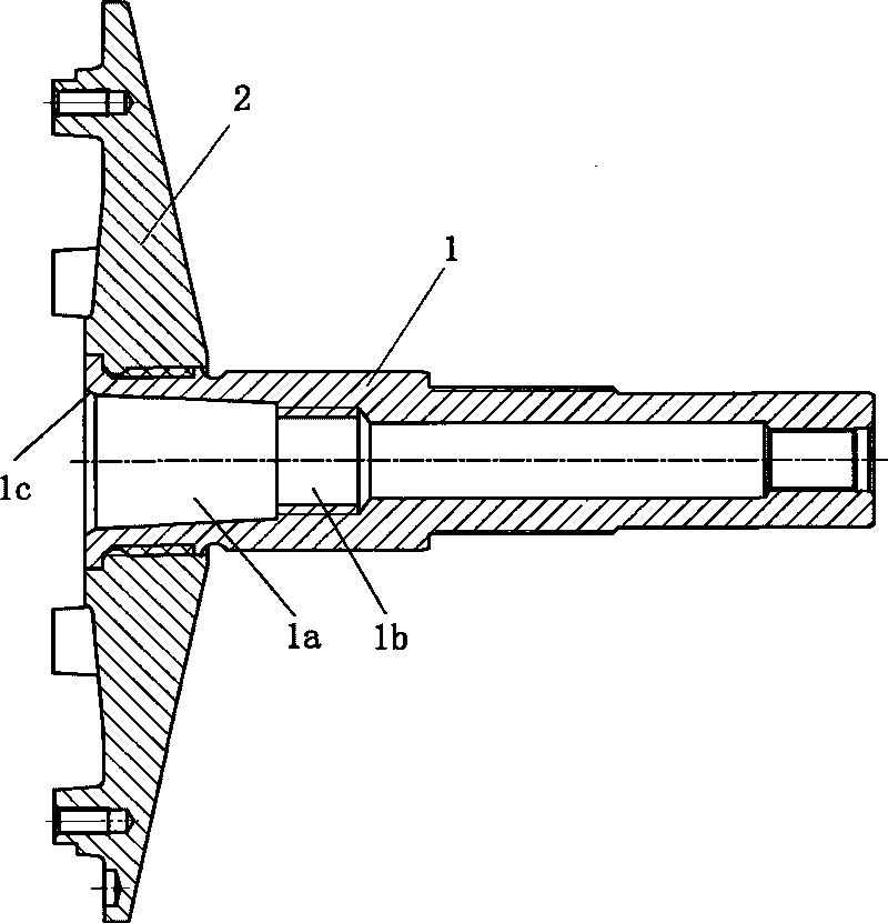 Central shaft of continuously variable transmission of snowmobile
