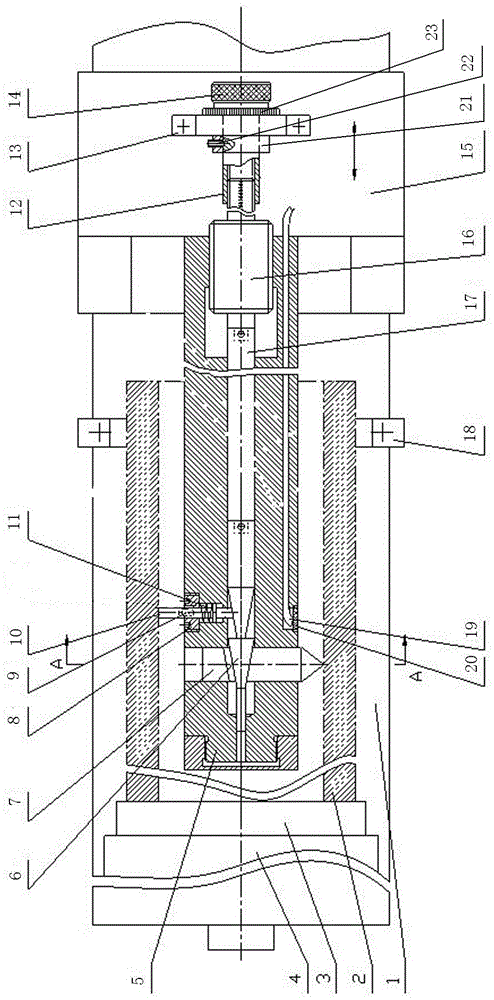A Cylindrical Deep Hole Boring Device with Auxiliary Support