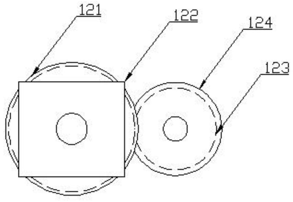 Self-adaptive adjusting chair and automatic adjusting method