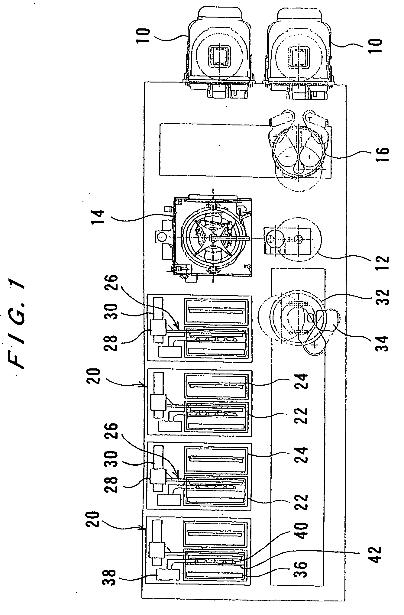 Substrate holder, plating apparatus, and plating method