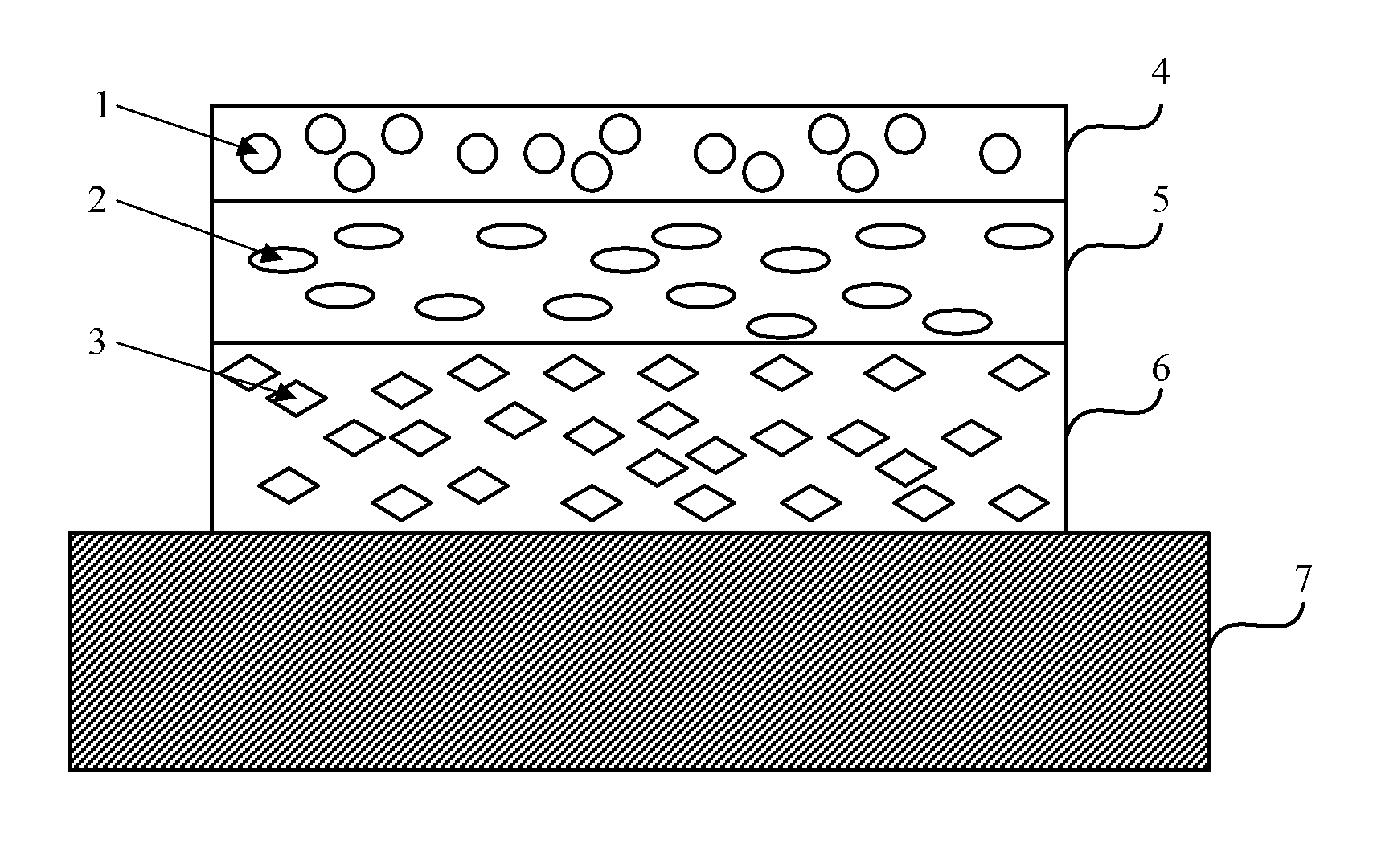 Method and pavement structure for protecting highway subgrade in frozen soil area