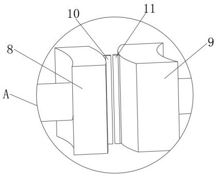 Pressure self-adaptive metal zipper forming machine