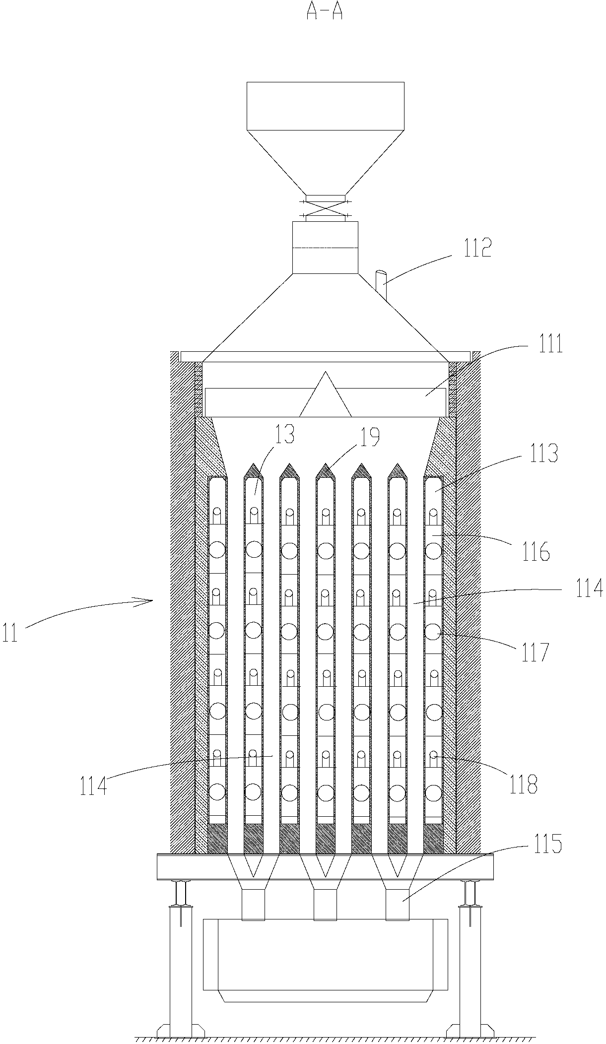 External heat radiation type dry distillation system for oil shale