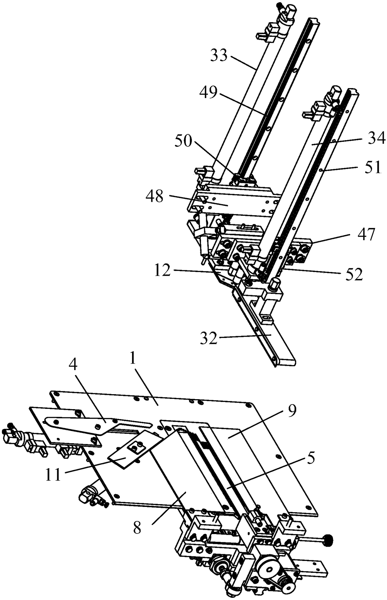 Automatic folding mechanism and sleeve placket sewing device