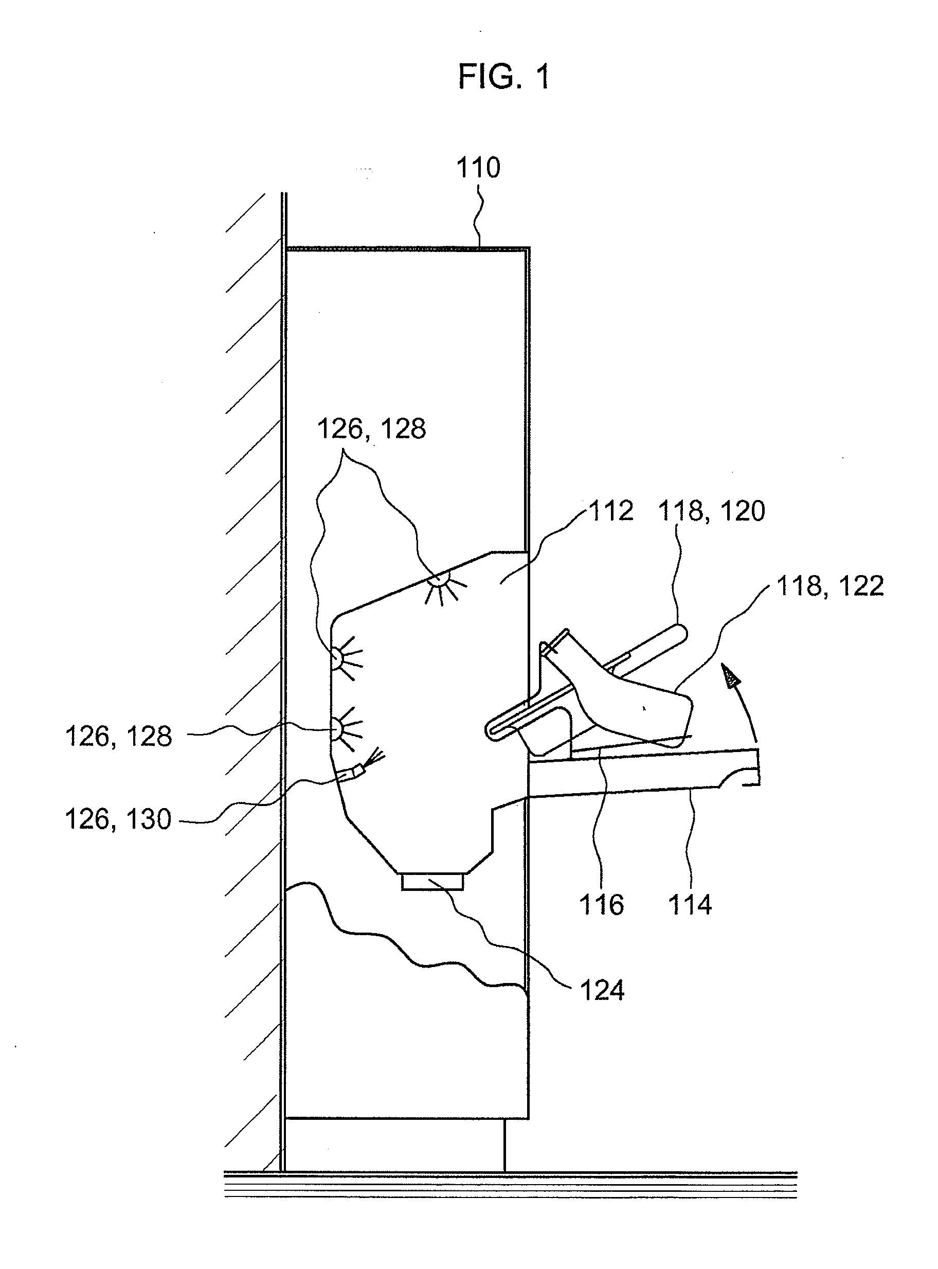 Cleaning and disinfecting instrument with adjustable nozzle