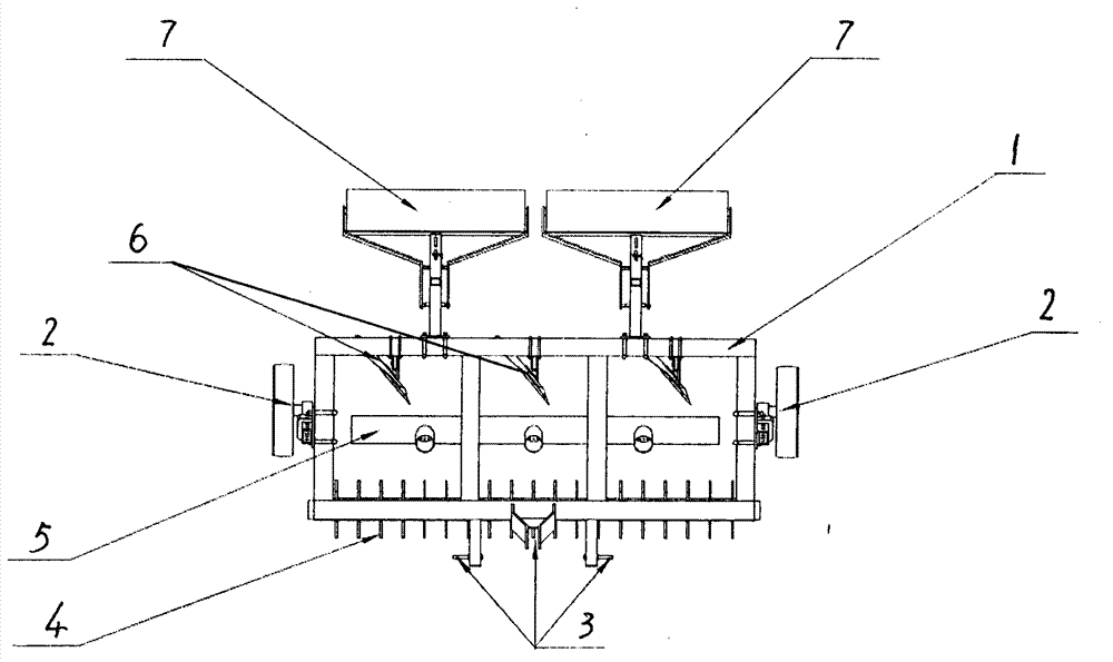 Straw and biogas slurry synchronous returning method and machine