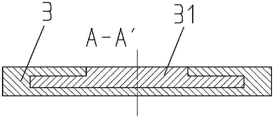 Wind wave-resistant marine pasture breeding device