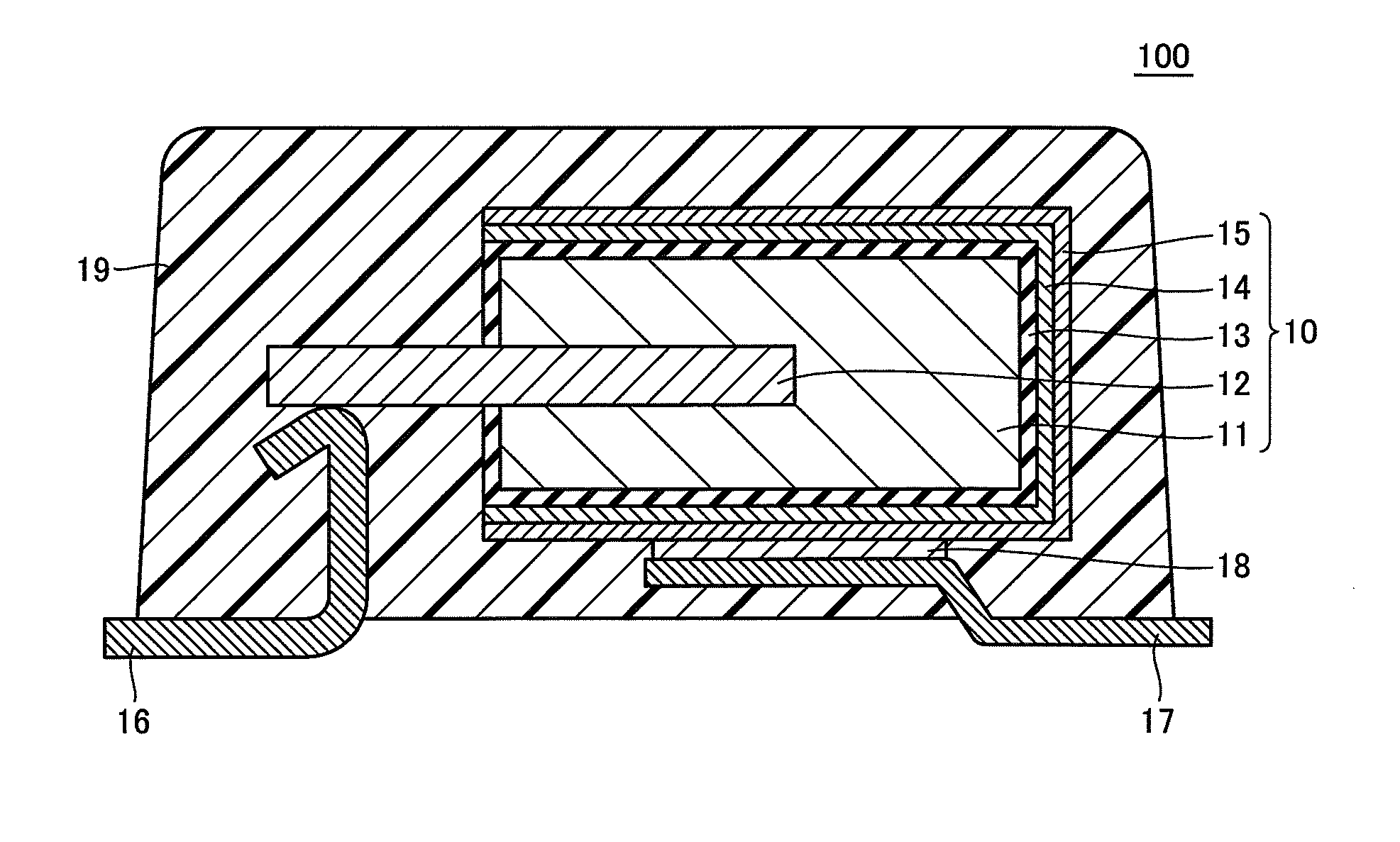 Solid electrolytic capacitor and method of manufacturing the same