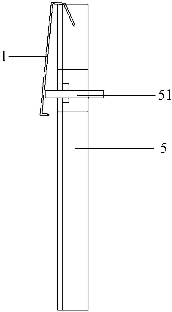 Wall hanging device for display device and method for adjusting curvature of display device