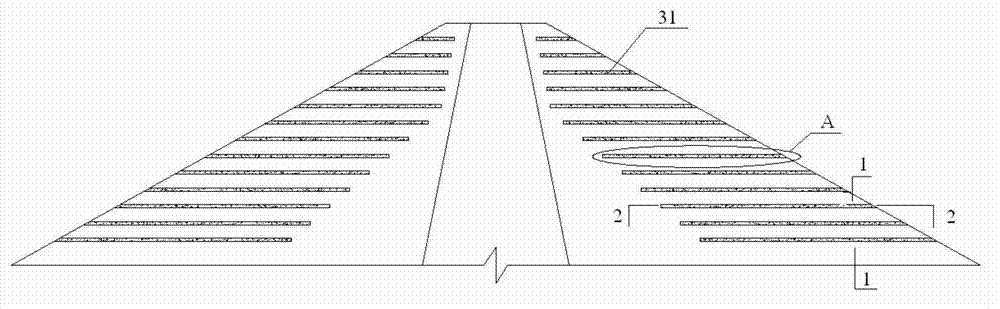 Rock-fill dam strengthening method based on rock-fill concrete