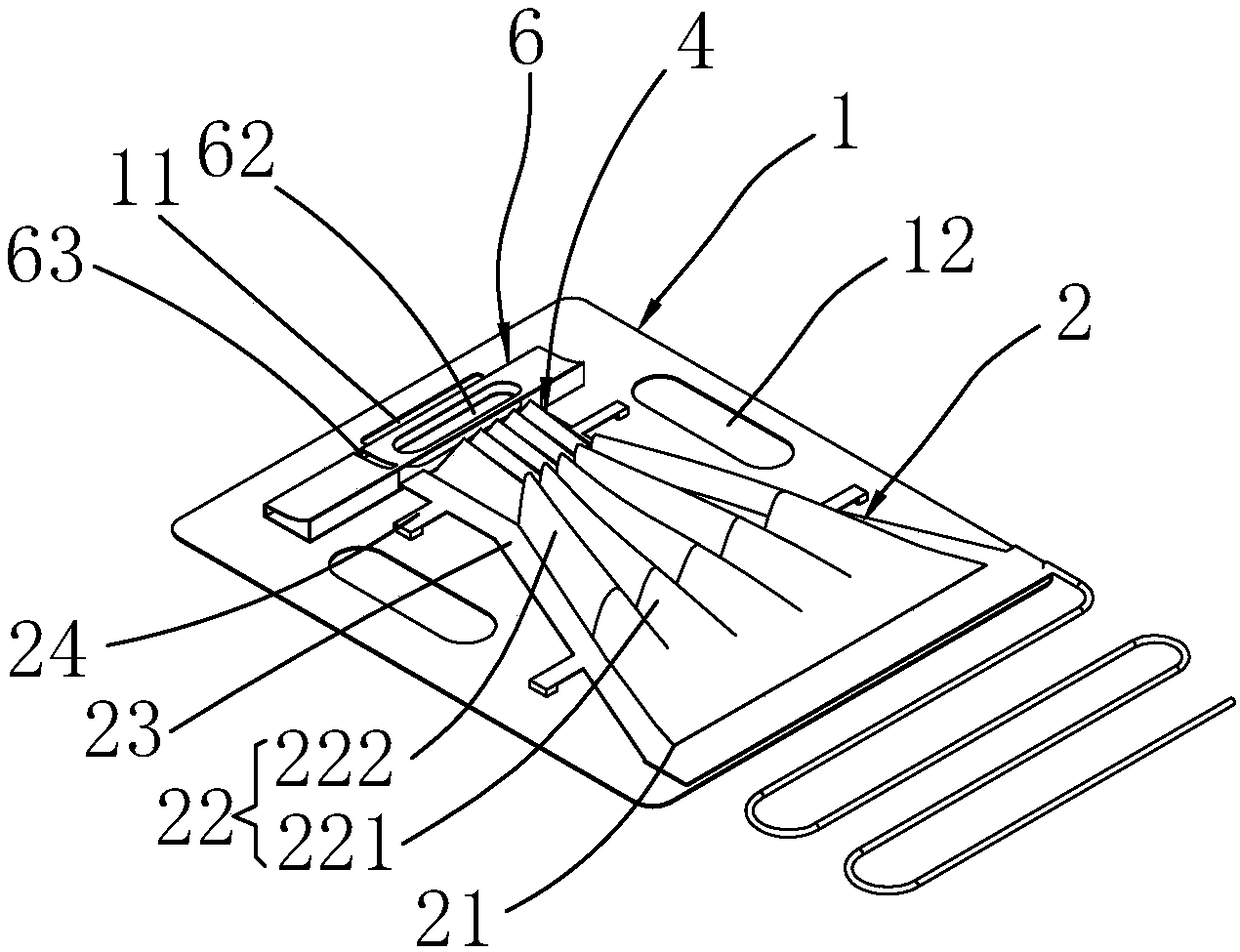 Pleated skirt hemline pleating and sewing halter and pleated skirt hemline pleating and sewing method