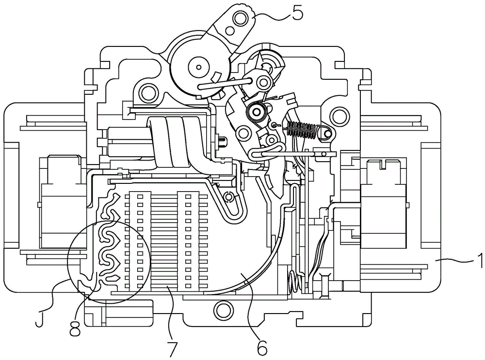 A circuit breaker with arc extinguishing device