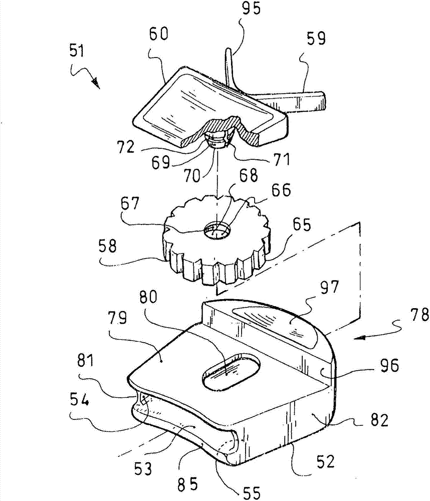 Device for blocking strands of yarn