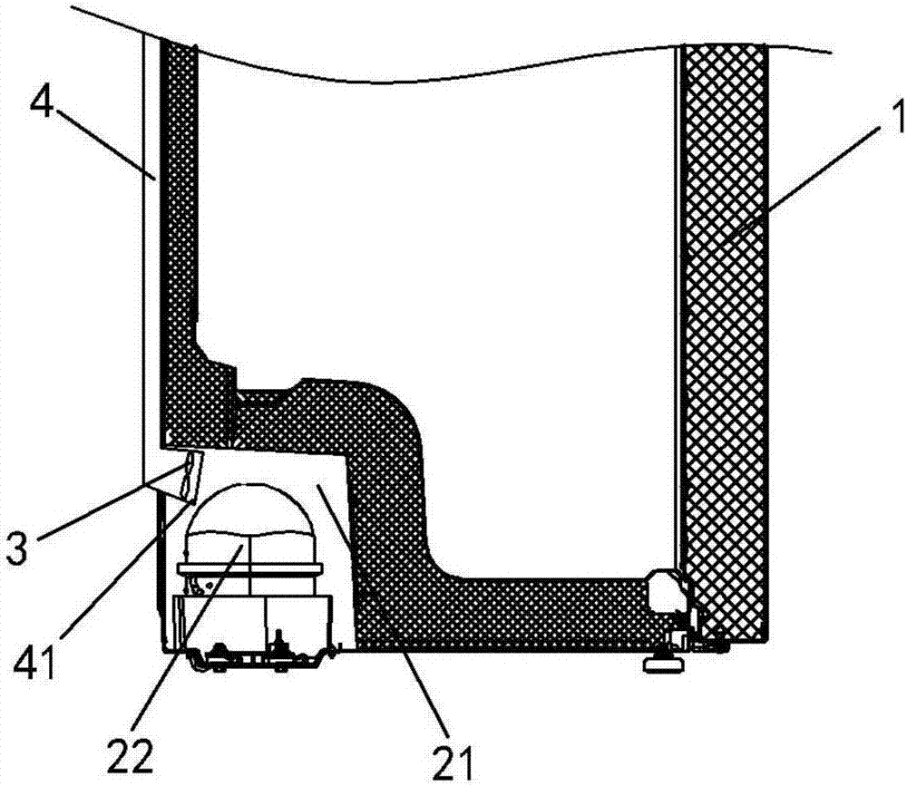 Refrigerator with condensation prevention structure and condensation prevention control method