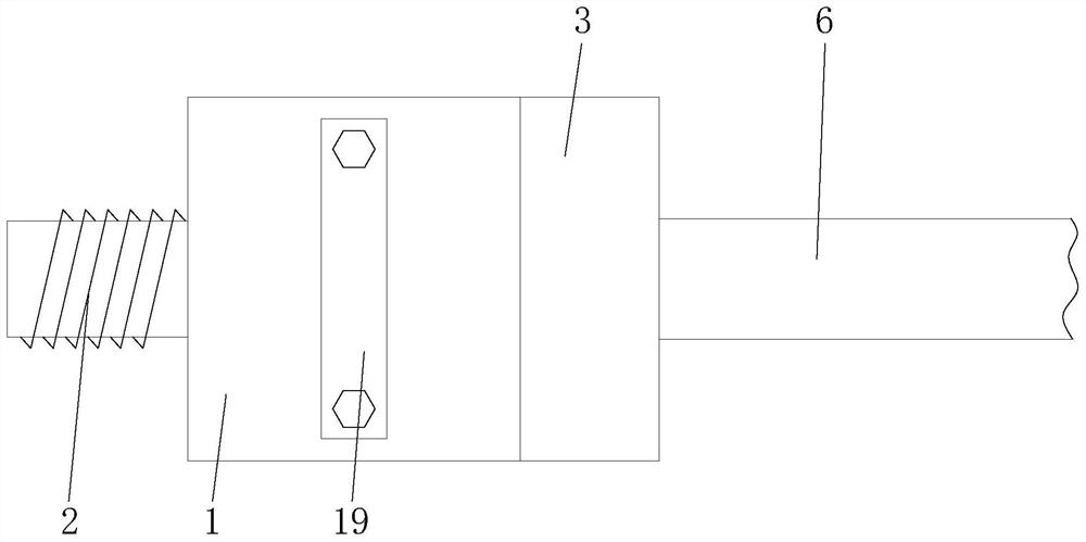 Sealed hose connector convenient to connect hose