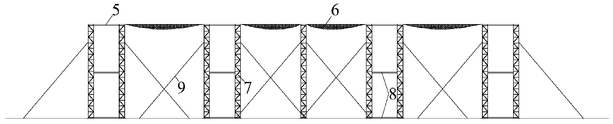 Assembling method of segmental sliding roof steel truss