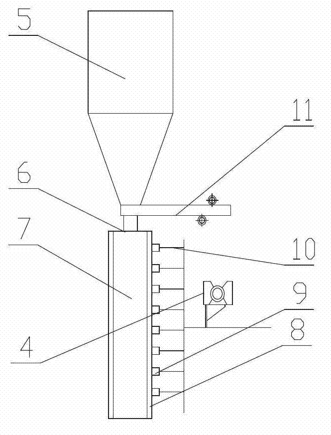 Lateral tamping device applicable to large-size coke furnace and lateral tamping method