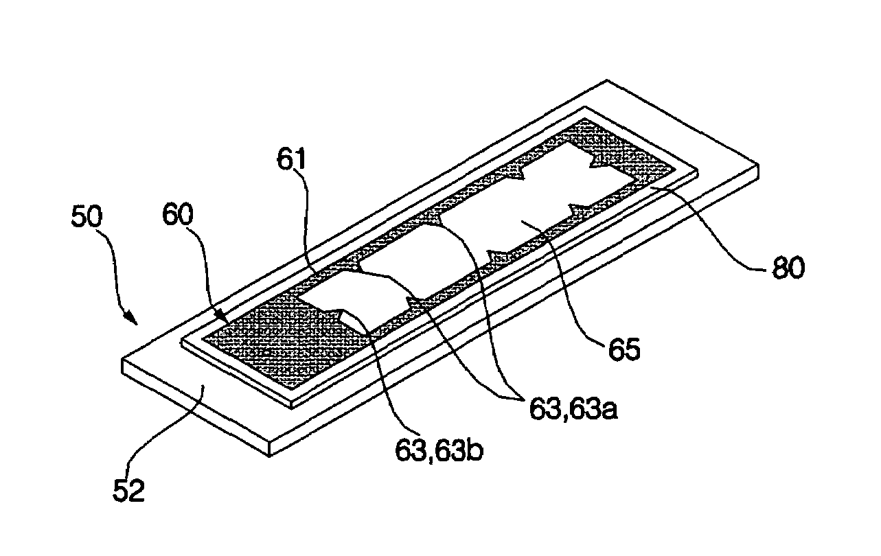 Discharge device and air conditioner having said device