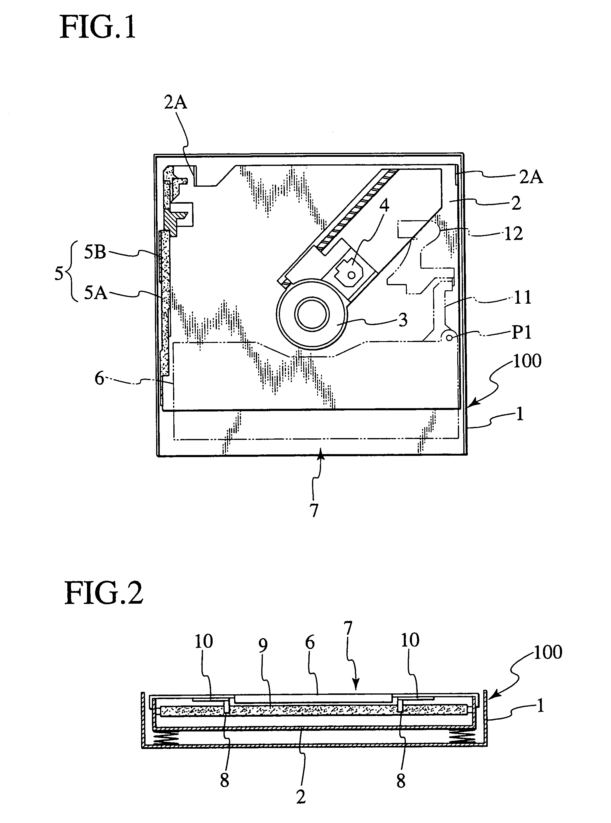 Disc drive apparatus with loading mechanism for different sized discs