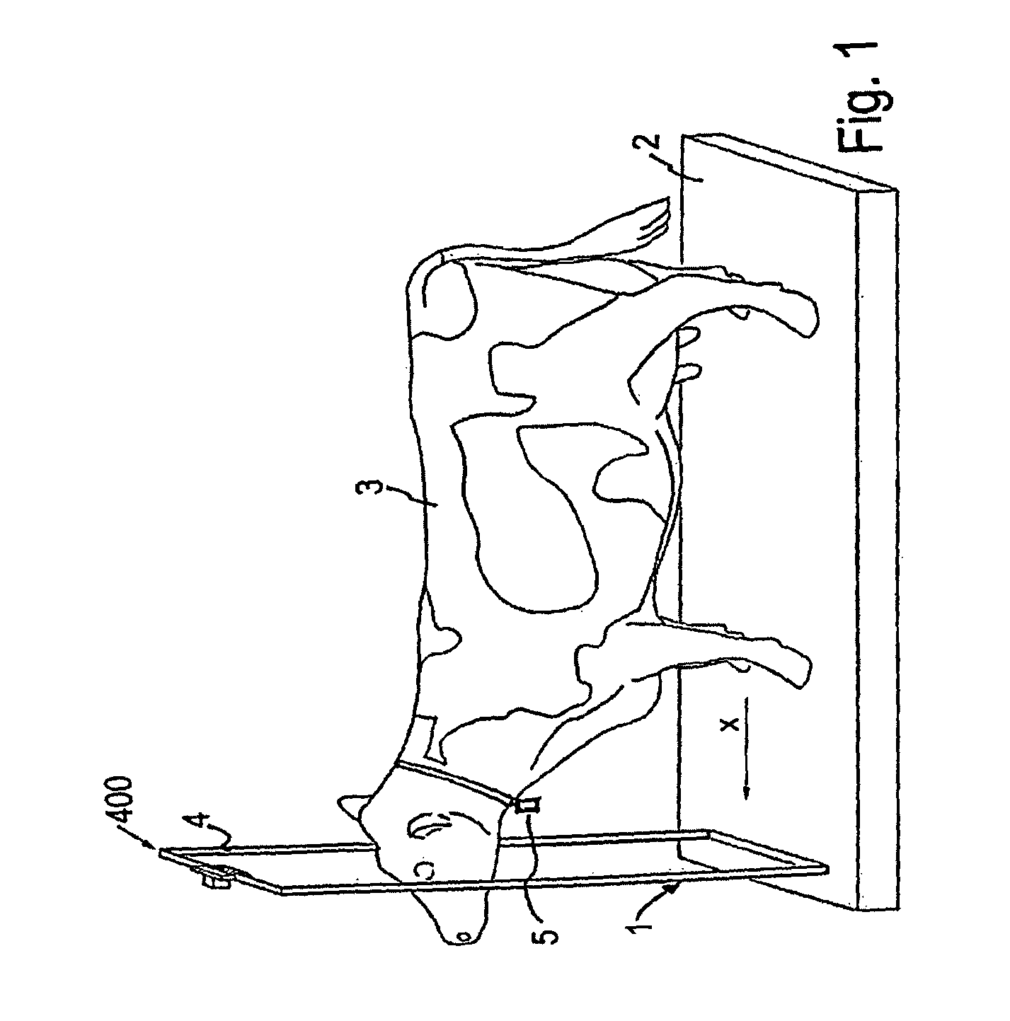 Device and a method for providing information about animals when walking through an animal passage