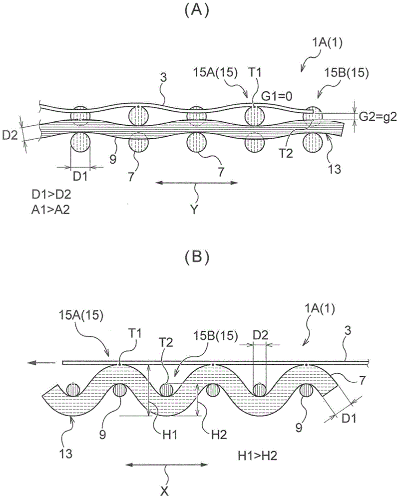 Mesh member, method of producing mesh member, and liquid discharging apparatus