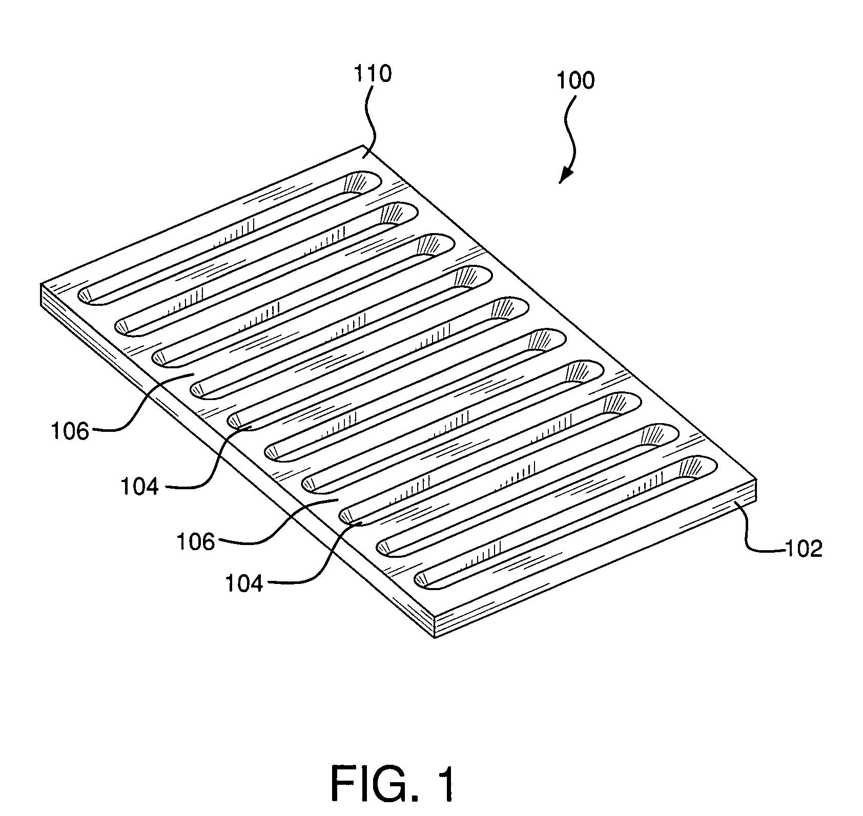 Growth stimulating wound dressing with improved contact surfaces